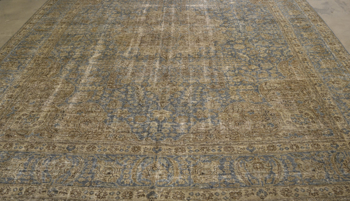 30090 VINTAGE TABRIZ 8'9" x 12'3"