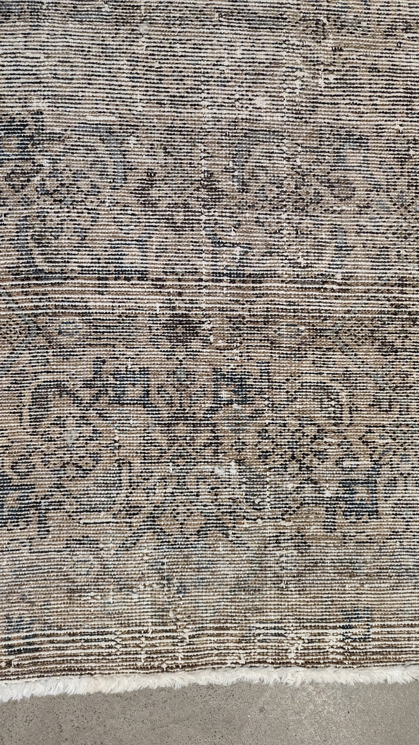 31659 MAHAL 3'2" x 9'4"