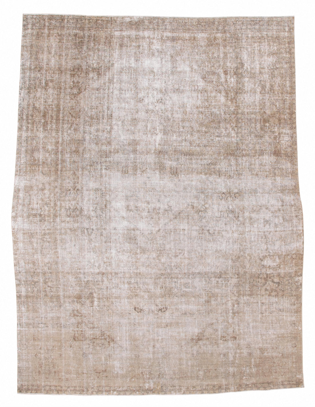 31913 MAHAL 8'4" x 11'4"