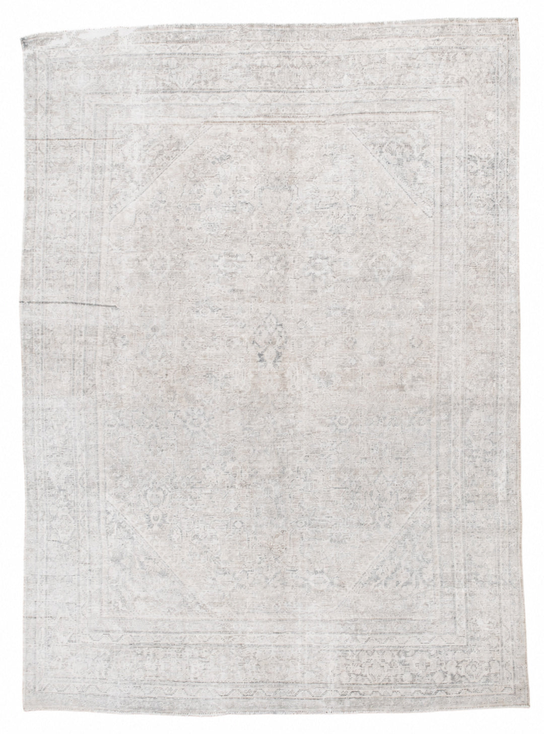 32697 MAHAL 8'8" x 12'0"