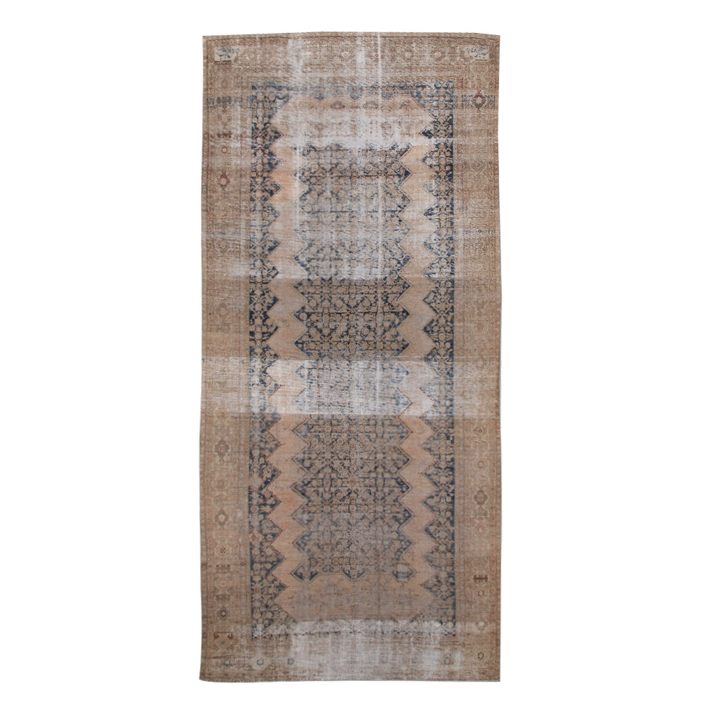 10027607 VINTAGE MALAYER 8'10" x 19'00"