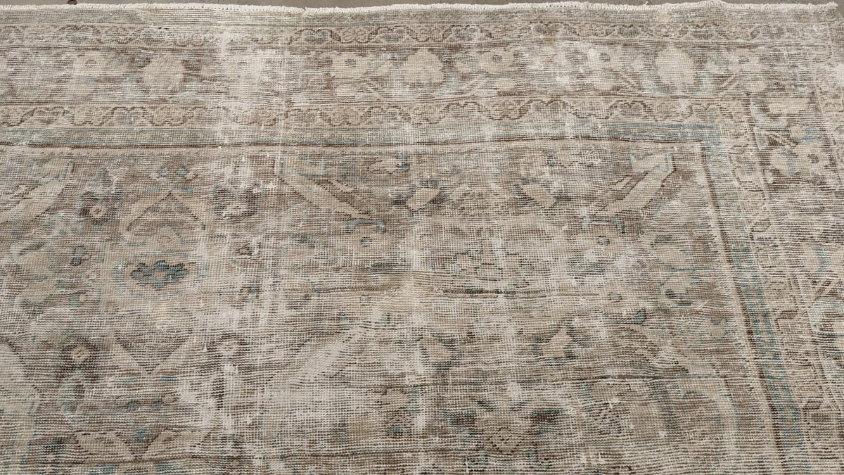 30465 VINTAGE MAHAL 8'11" x 11'8"