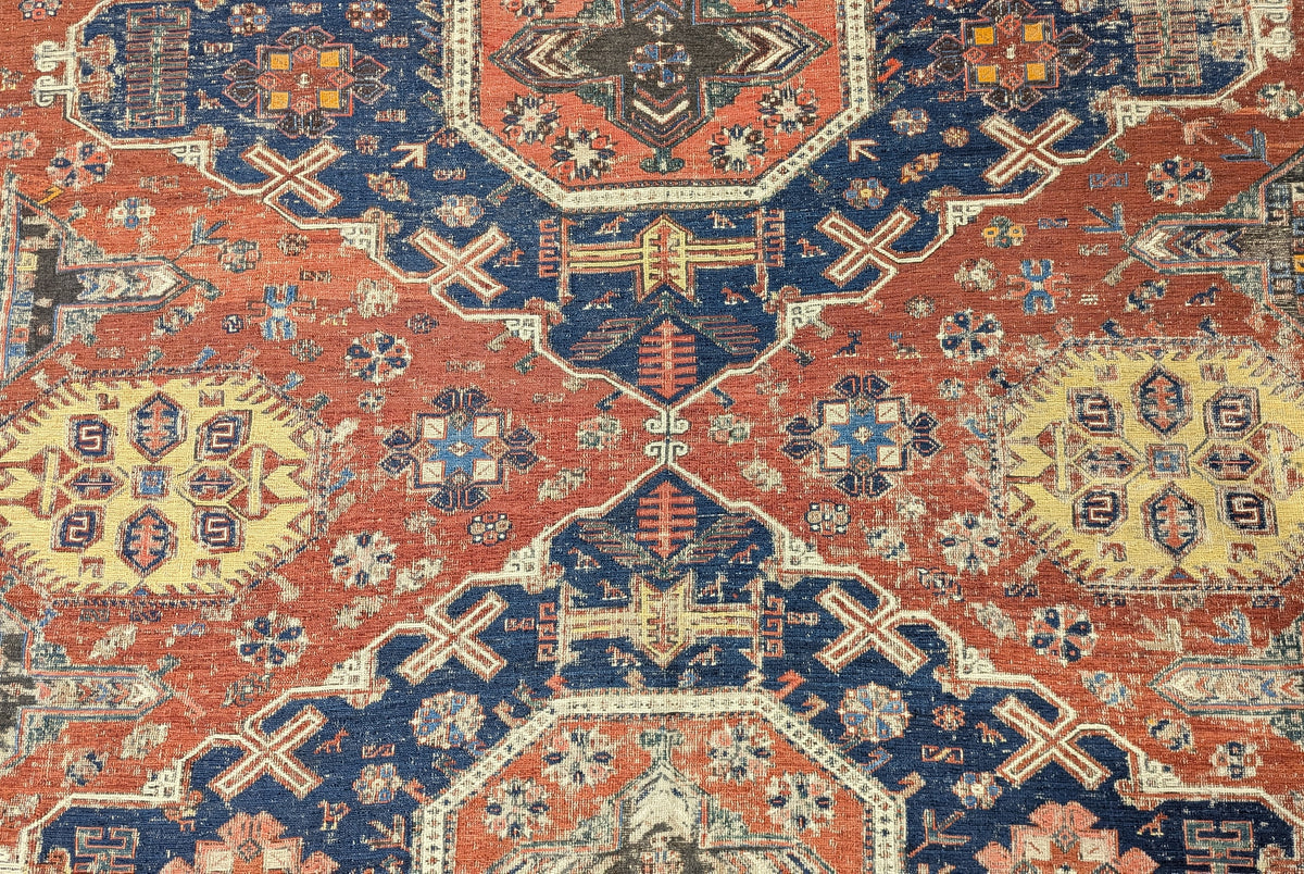 32047 ANTIUE SOUMAK 8'8" x 12'3"