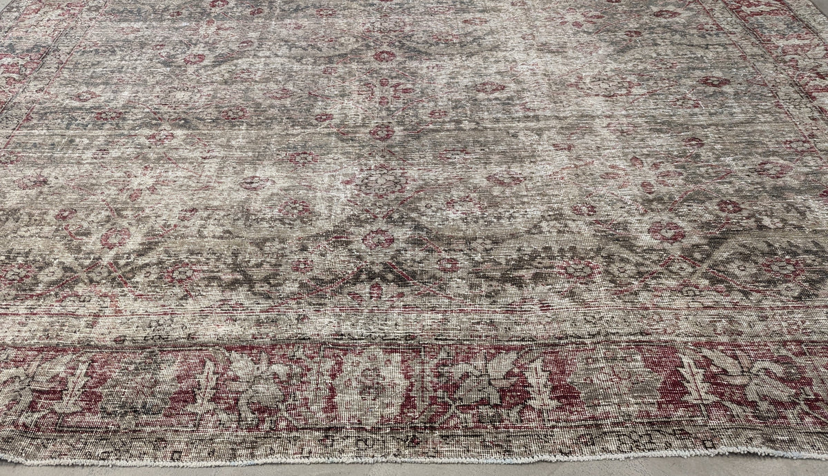 33527 TABRIZ 9'2" x 12'0"