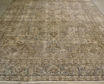 30091 VINTAGE TABRIZ 7'4" x 10'11"