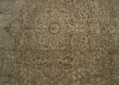 30095 VINTAGE TABRIZ 8'3" x 11'1"