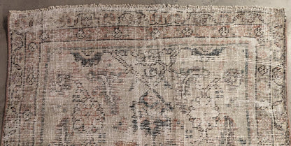 30163 VINTAGE MALAYER 3'7" x 10'0"
