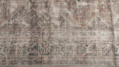 30169 VINTAGE MAHAL 8'4" x 11'9"