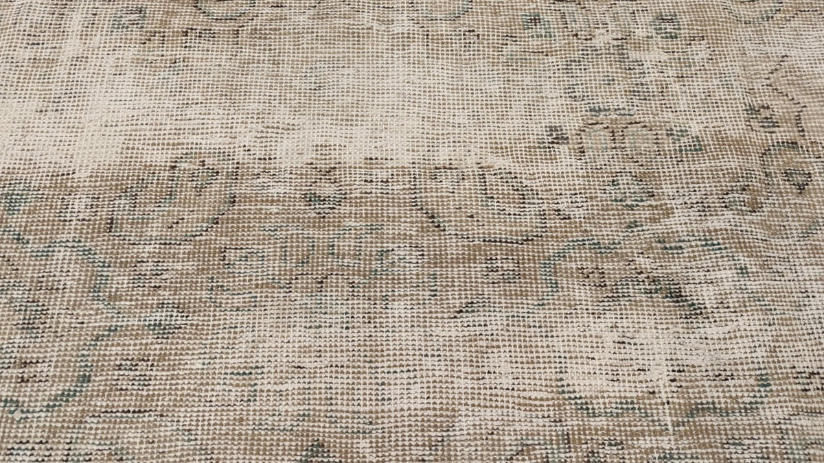 30196 VINTAGE MAHAL 9'4" x 11'9"