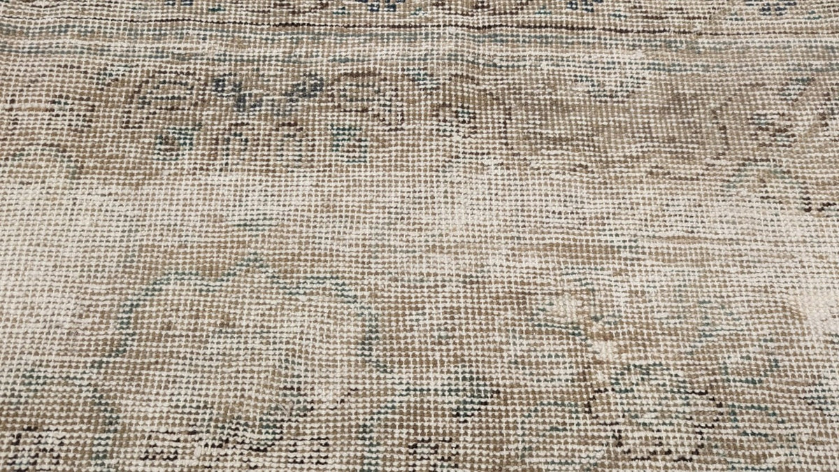 30196 VINTAGE MAHAL 9'4" x 11'9"