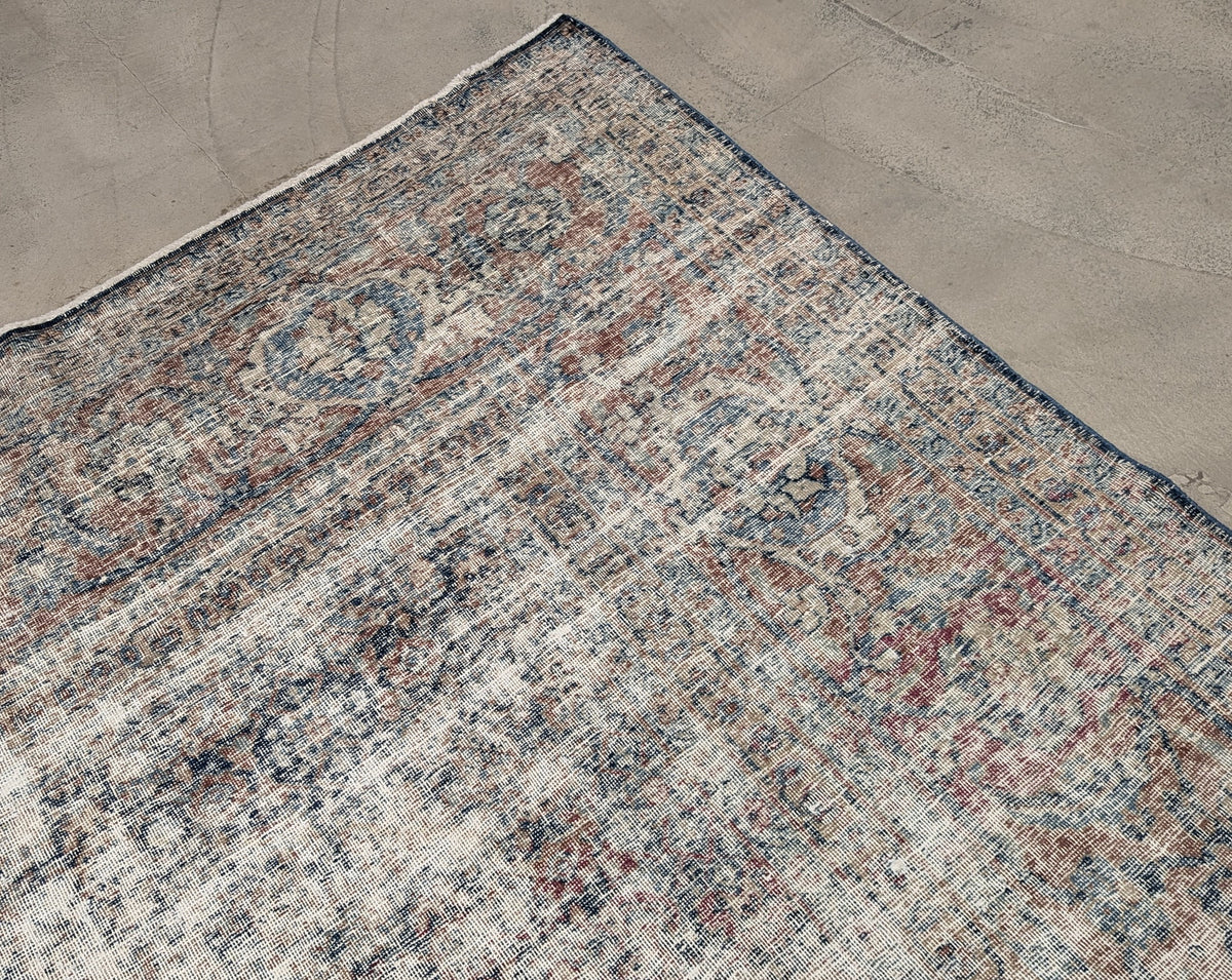 30197 VINTAGE TABRIZ 11'5" x 13'7"