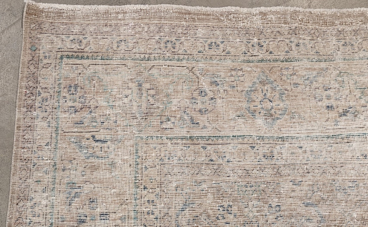 30449 VINTAGE MAHAL 9'7" x 12'10"