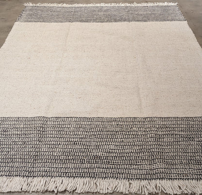 30509 OUTDOOR 7'9" x 10'6"