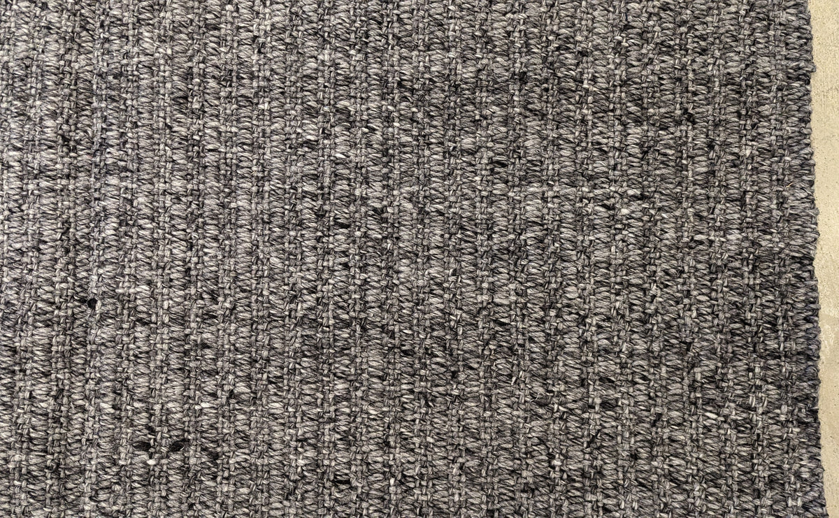 30527 OUTDOOR 9'0" x 12'7"