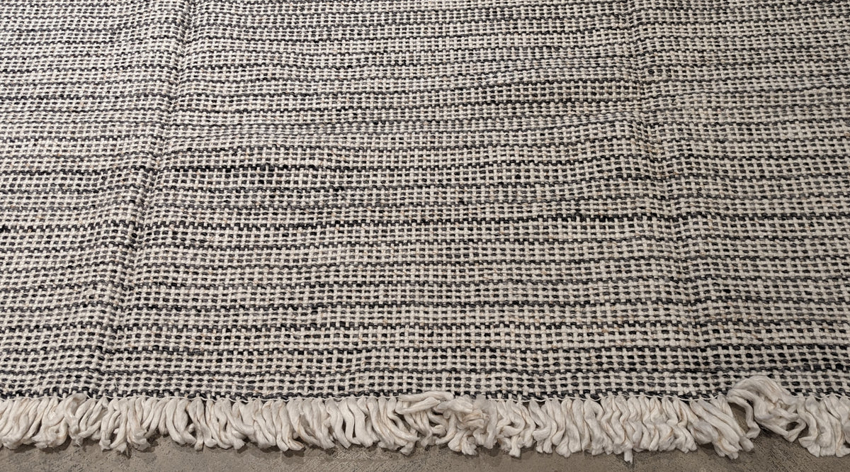 30596 OUTDOOR 9'0" x 12'8"