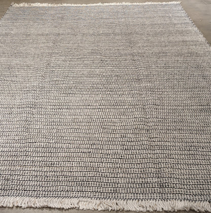 30597 OUTDOOR 9'0" x 12'8"