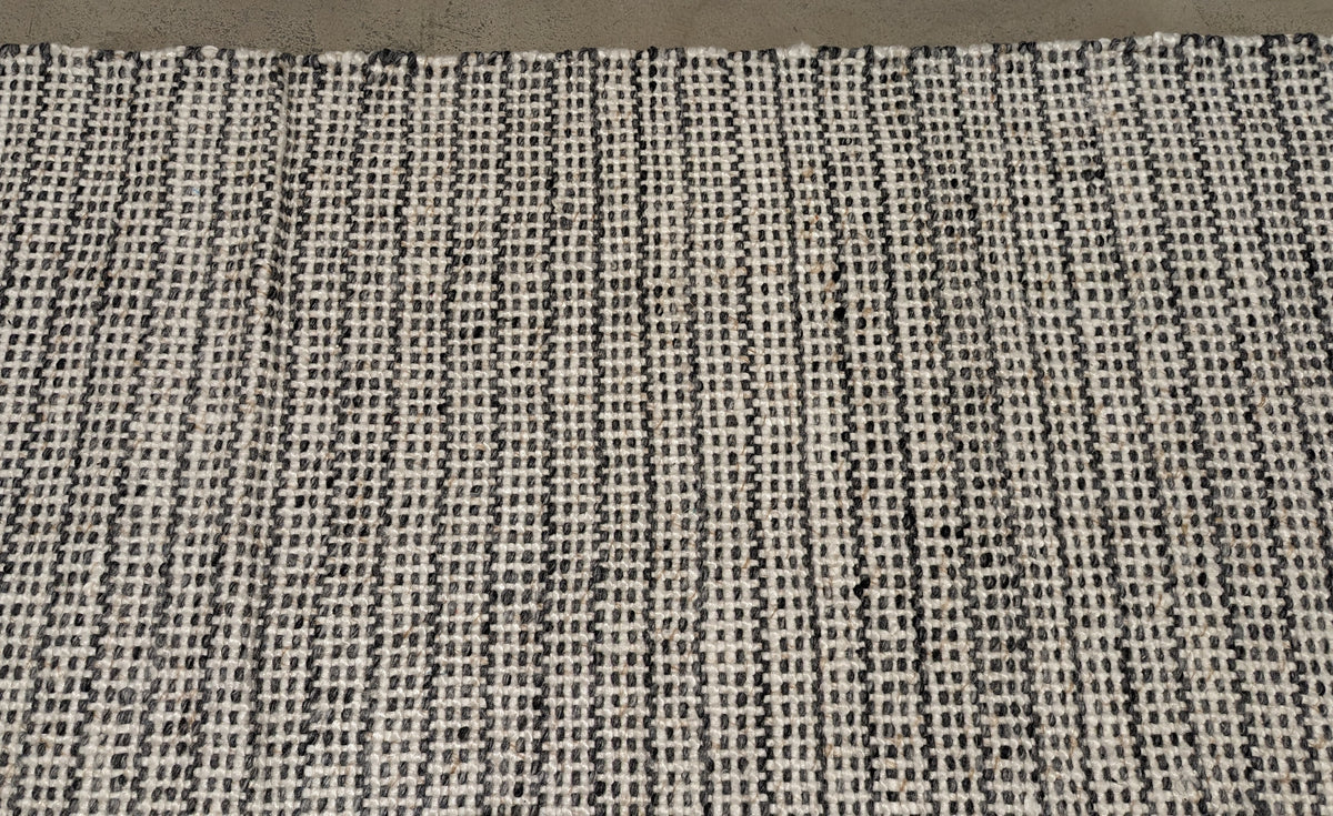 30597 OUTDOOR 9'0" x 12'8"
