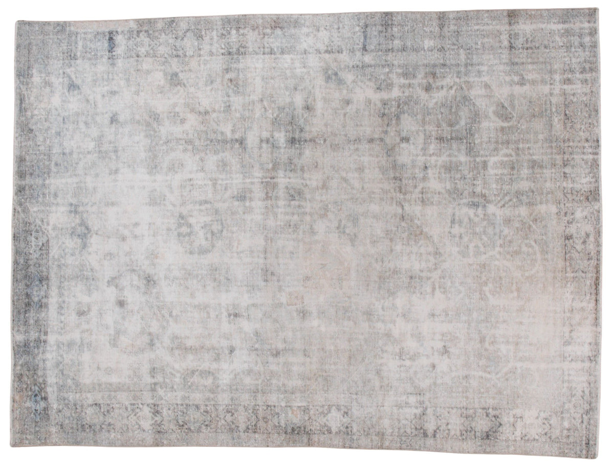 30081 VINTAGE MAHAL 7'9" x 10'8"