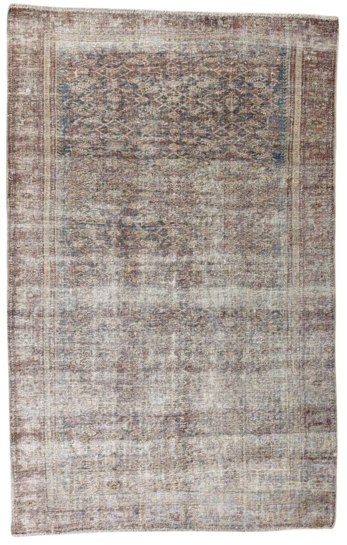 30207 VINTAGE MALAYER 4'2" x 6'6"