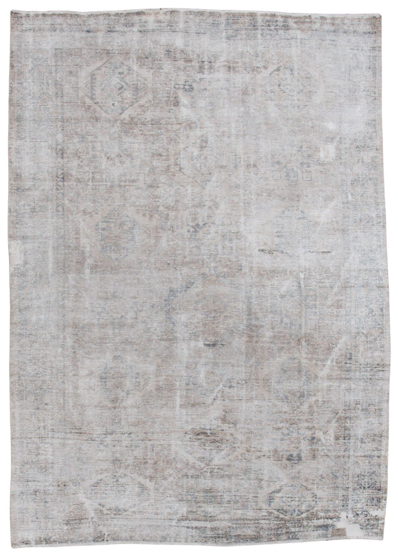 30444 KARAJA 8'6" x 10'7"