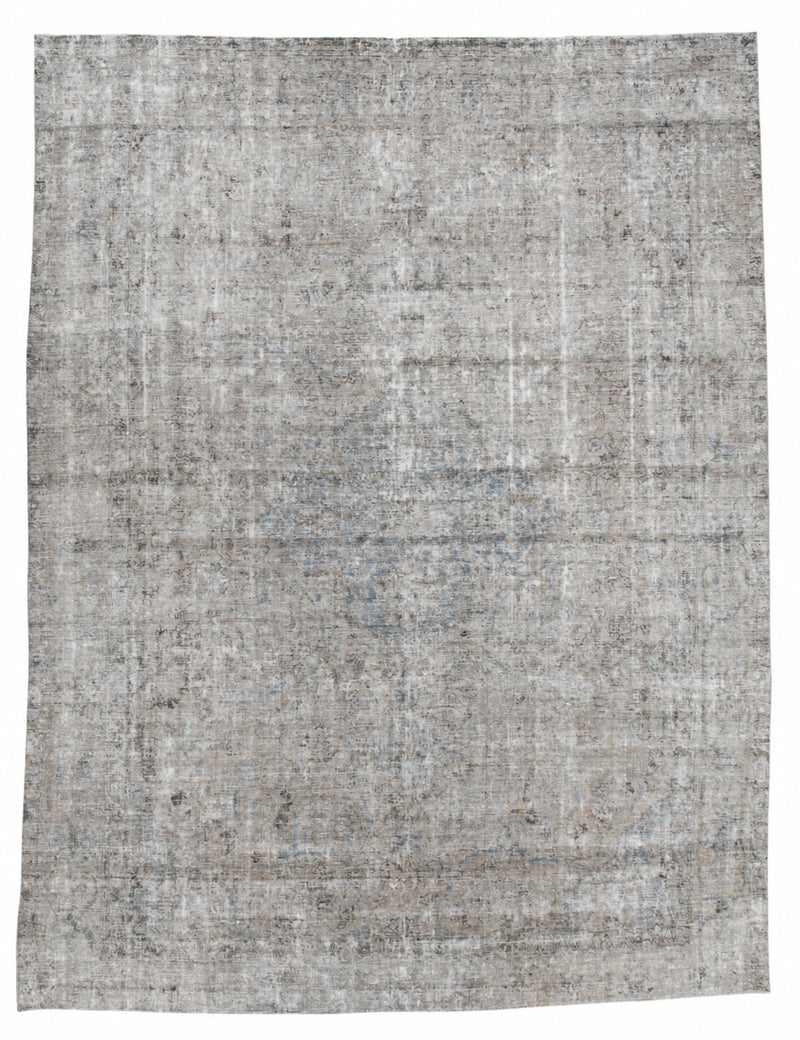 30989 TABRIZ 8'3" x 9'2"