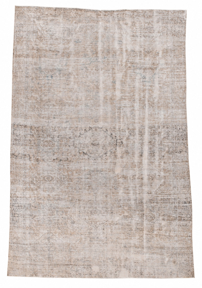 31178 KARAJA 8'6" x 13'0"