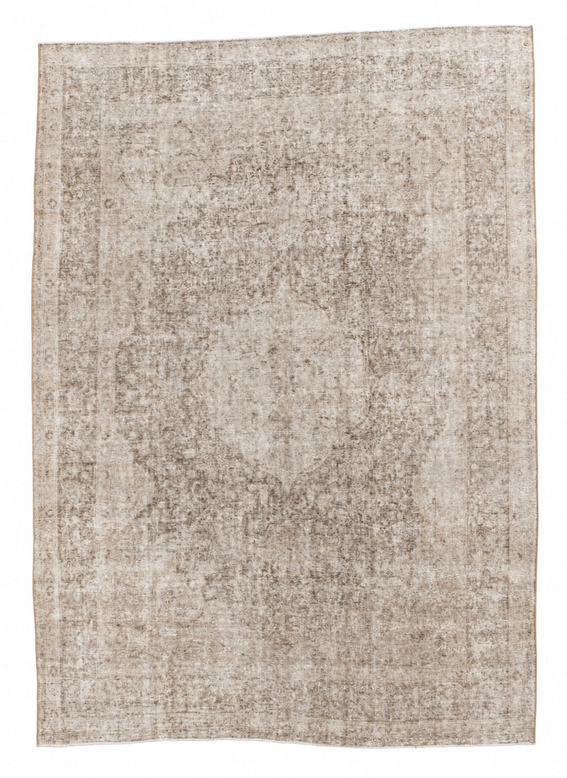 31717 TABRIZ 7'5" x 10'4"