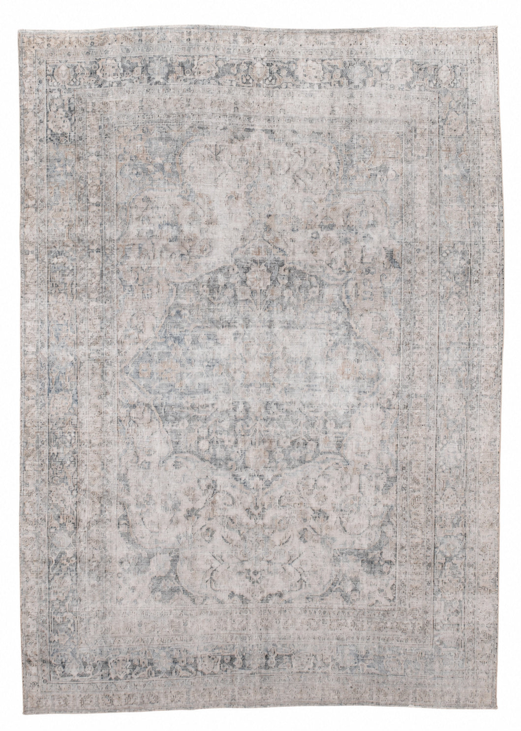 32683 MASHAD 7'8" x 10'9"
