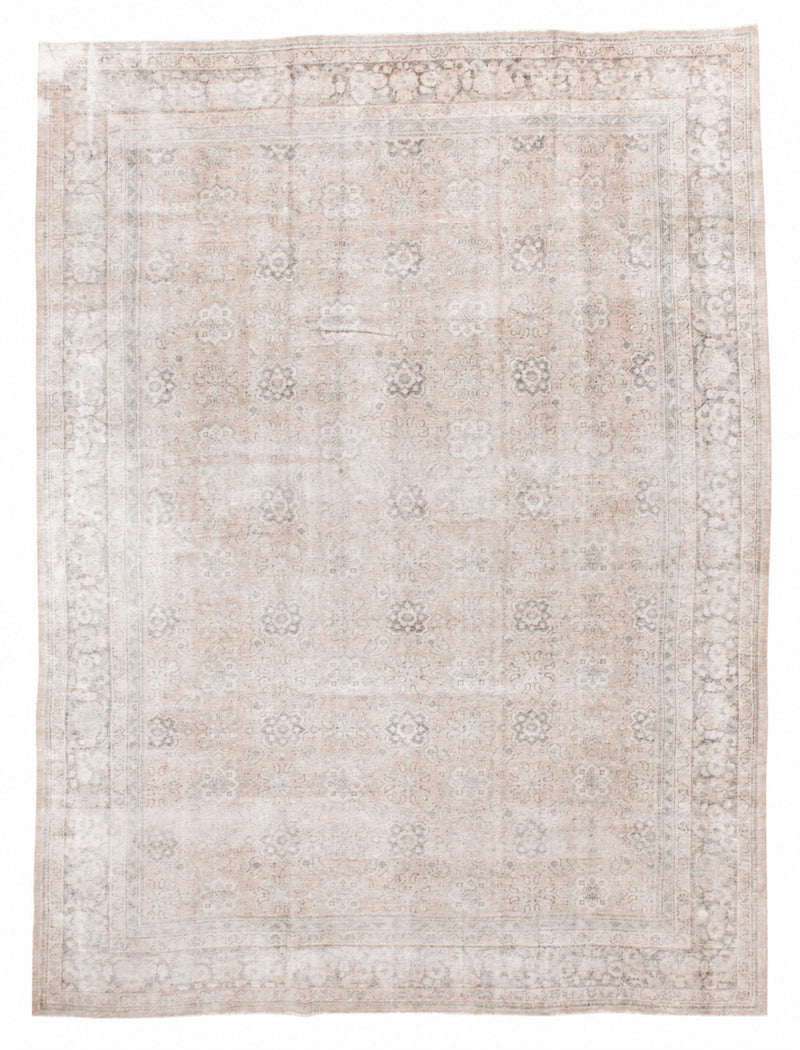 32687 MAHAL 9'10" x 13'3"