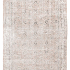 32687 MAHAL 9'10" x 13'3"