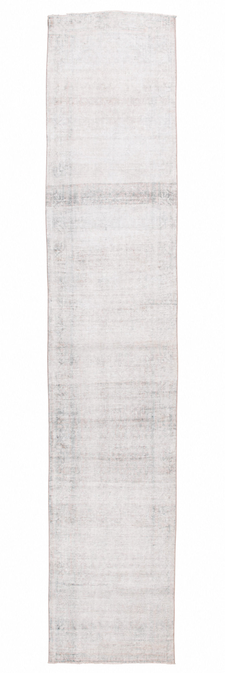 32718 MAHAL 2'6" x 12'11"