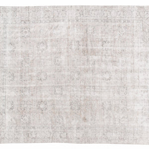 32725 MAHAL 9'3" x 11'8"