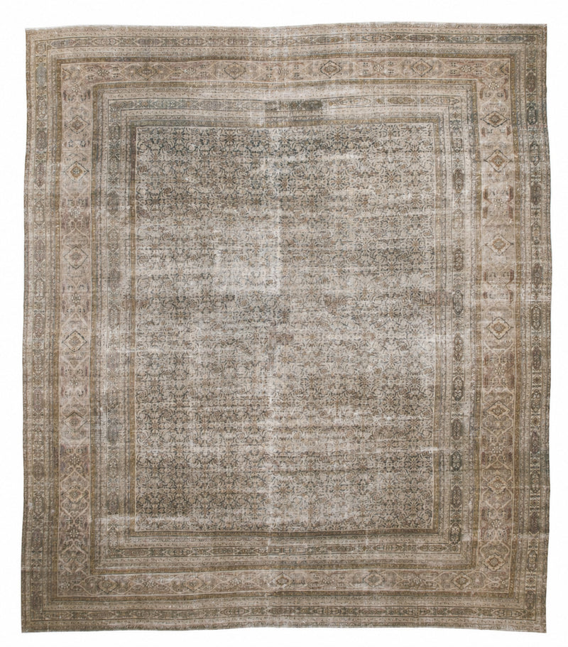 33298 MASHAD 13'8" x 15'6"