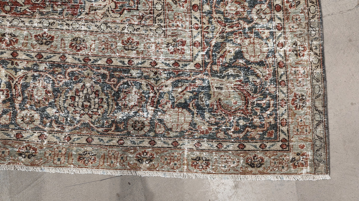 33325 TABRIZ 8'8" x 11'4"