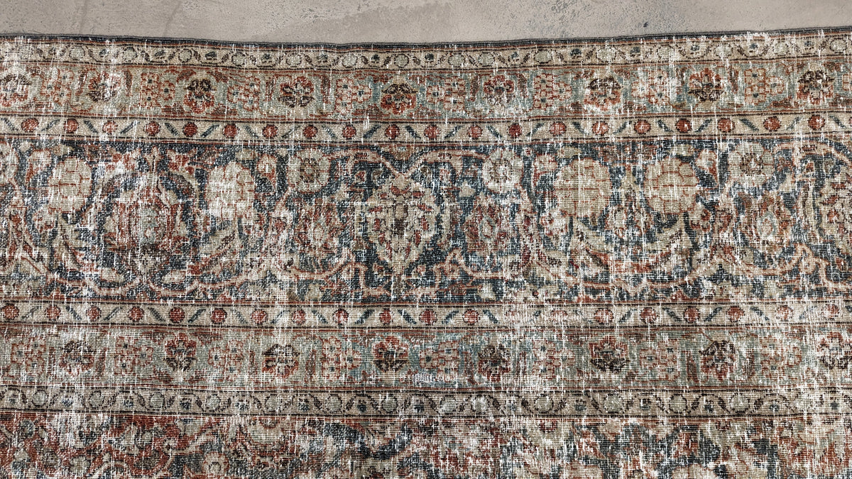 33325 TABRIZ 8'8" x 11'4"