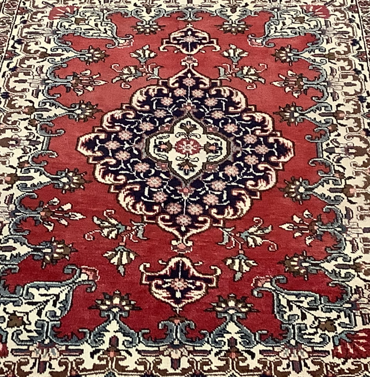 33456 PERSIAN TABRIZ 4'6" x 6'9"
