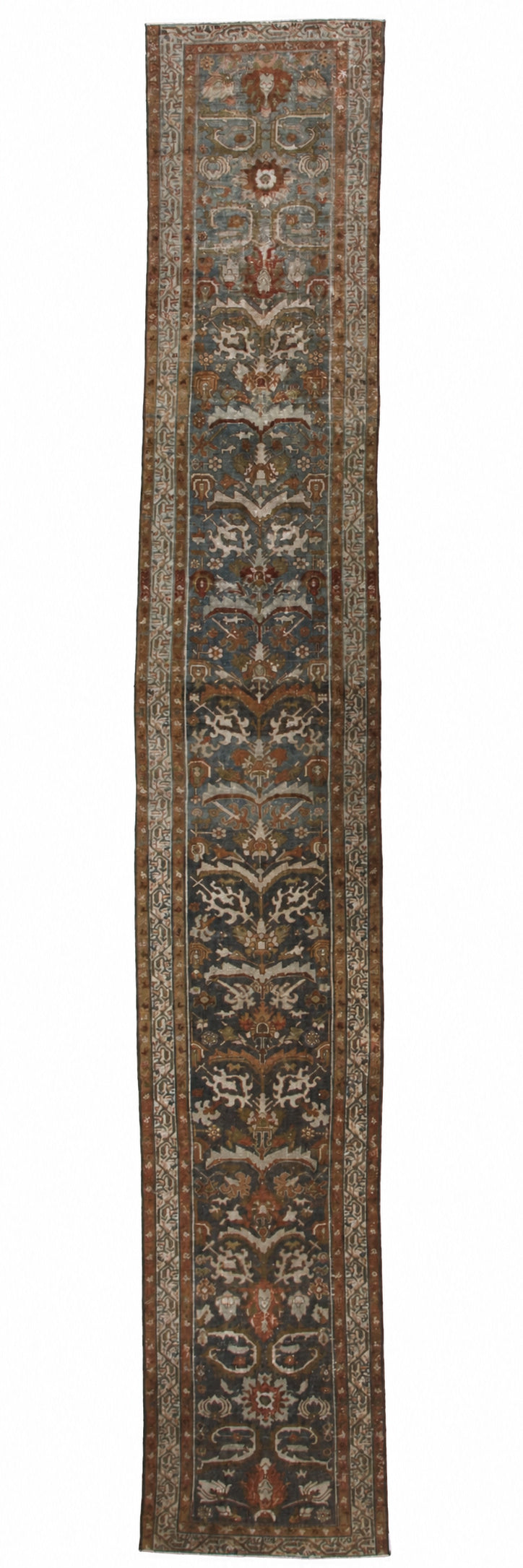 33490 MAHAL 2'8" x 16'2"