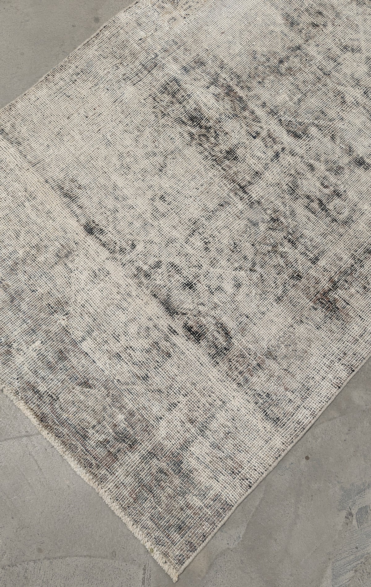 34559 VINTAGE MAHAL 3'4" x 9'9"