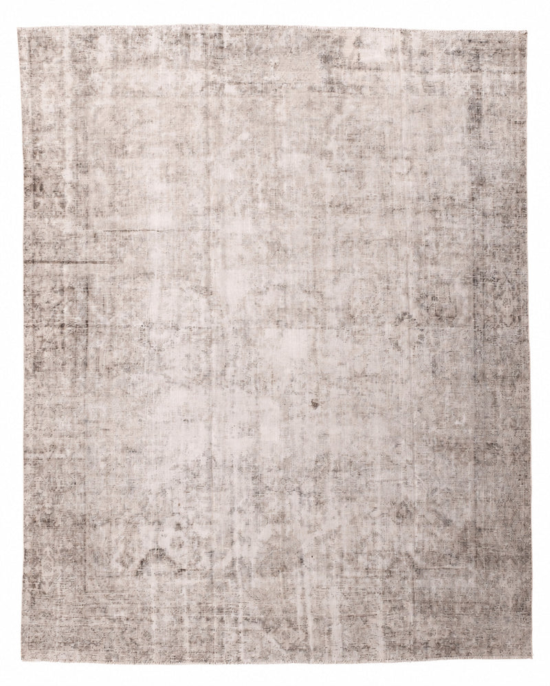 34560 MAHAL 8'11" x 11'2"