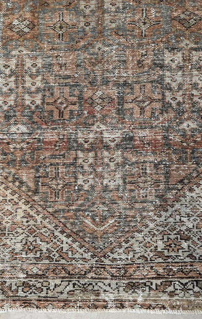 34633 PERSIAN 4'1" x 6'1"