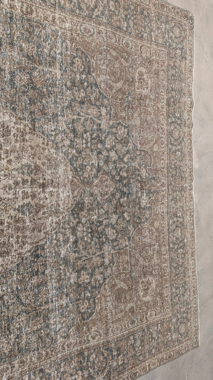 34998 TABRIZ 8'6" x 11'4"