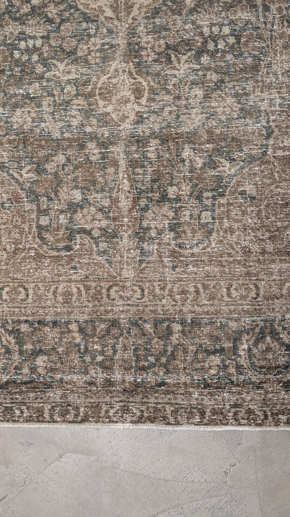 34998 TABRIZ 8'6" x 11'4"