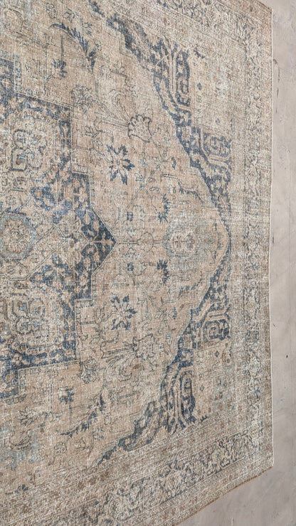 34999   TABRIZ   10'2" x 13