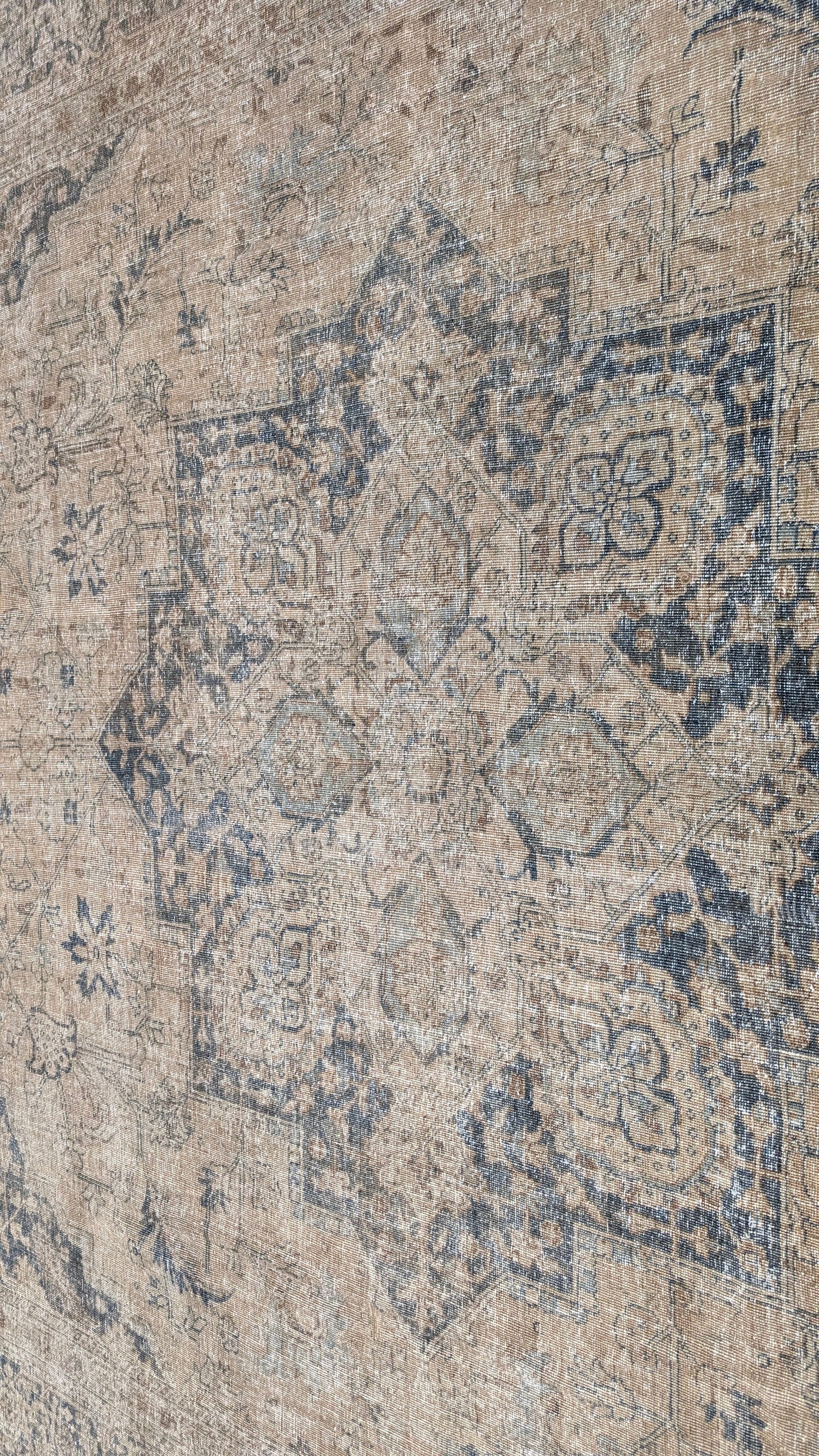 34999   TABRIZ   10'2" x 13