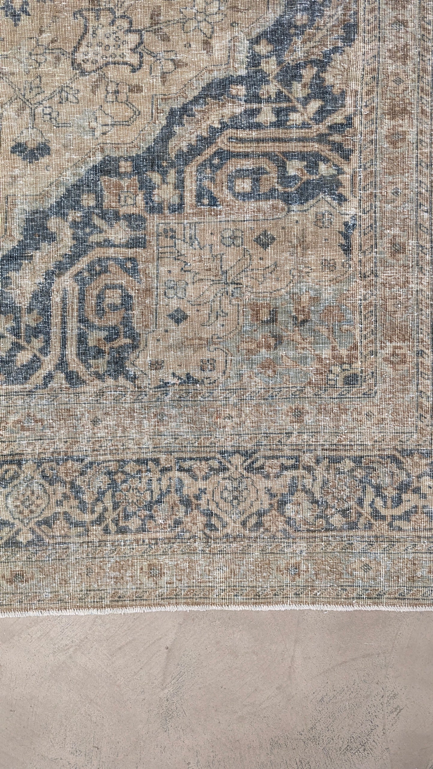 34999   TABRIZ   10'2" x 13