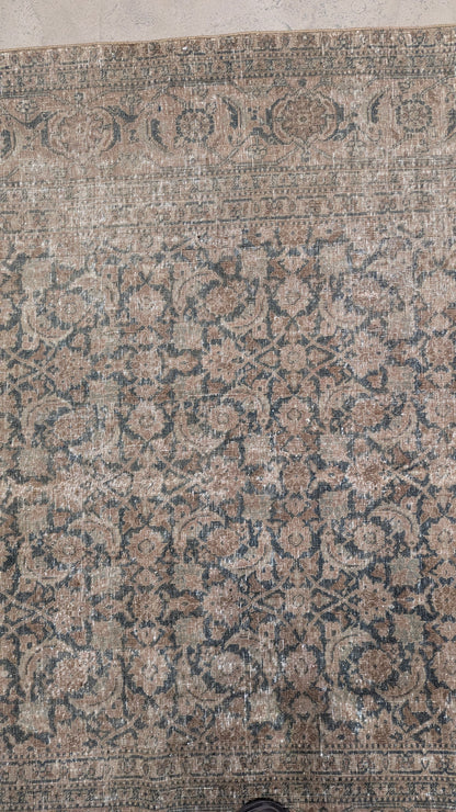 35002    TABRIZ 5'7" x 8'6"