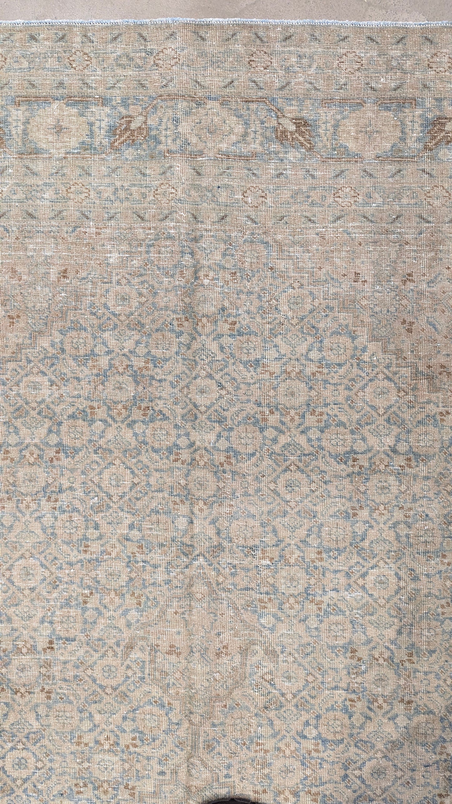 35005   TABRIZ 7'6" x 10'8"