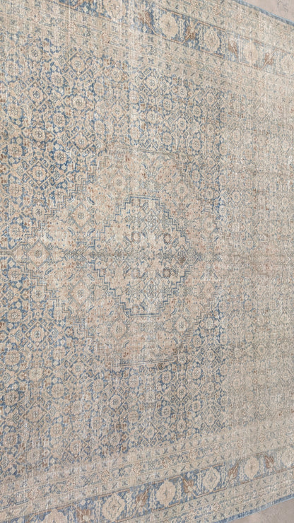 35005   TABRIZ 7'6" x 10'8"