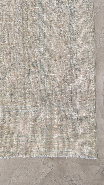 35007   TABRIZ 8'3" x 11'6"
