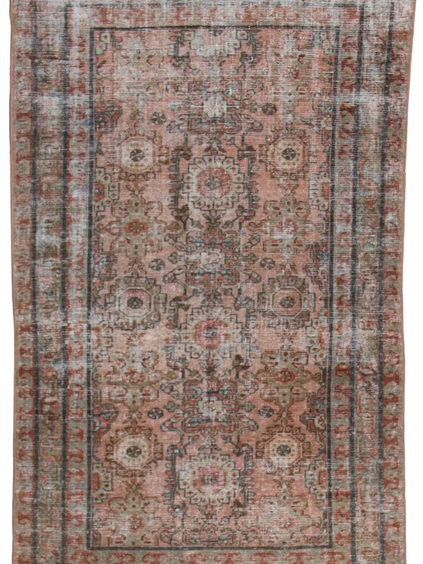 35009  MAHAL 3'11" x 6'6"
